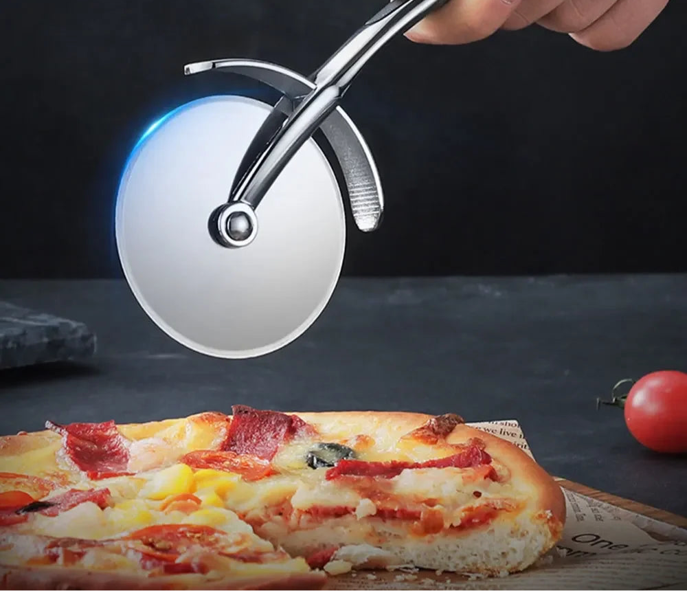 Professionele pizzasnijder van roestvrij staal – hygiënisch, sterk en makkelijk schoon te maken