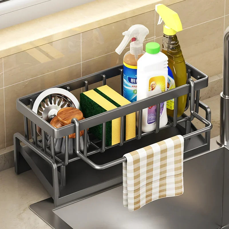 Roestvrijstalen keuken- en badkamerorganizer met handdoekhouder, ideaal voor het opbergen van schoonmaakmiddelen, sponzen en borstels, ruimtebesparend en waterbestendig.”