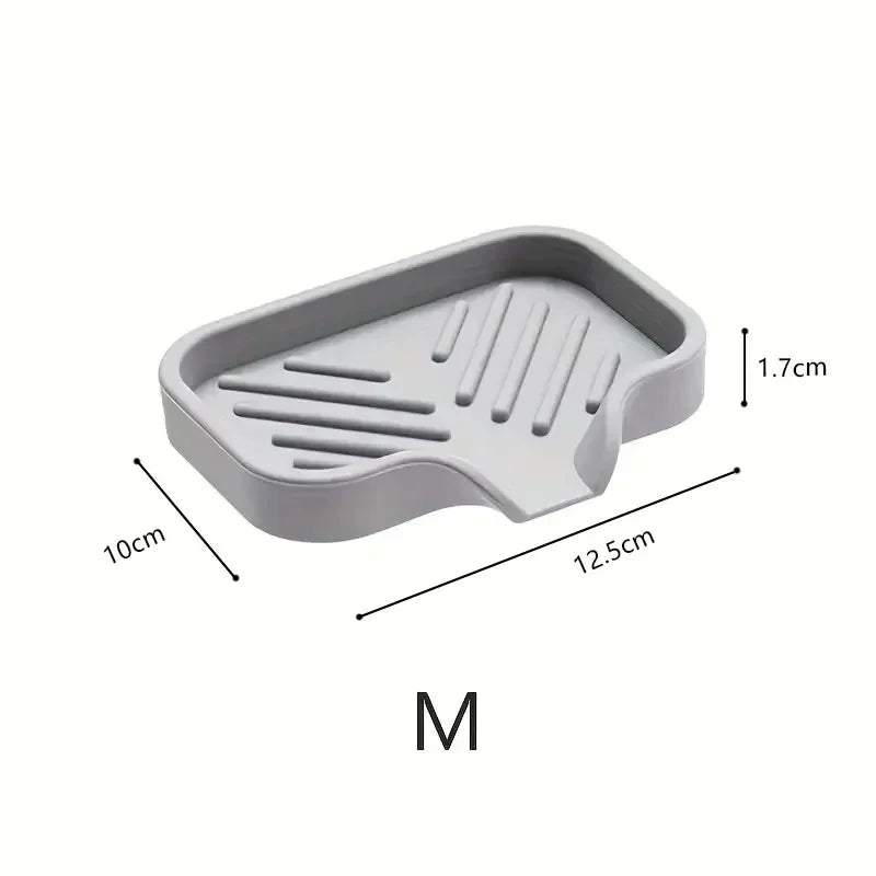 Spoelbak organizer met antislip siliconen mat – voorkomt waterophoping en houdt schoonmaakspullen netjes.