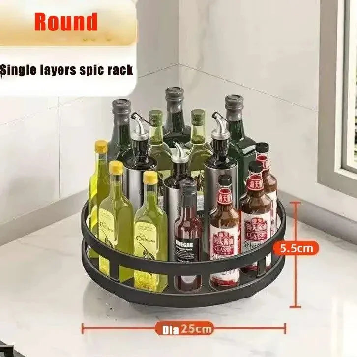 Rond enkel-laags DH Spice Rack met diameter van 25 cm en hoogte van 5.5 cm, gevuld met flessen olie en sauzen op aanrecht
